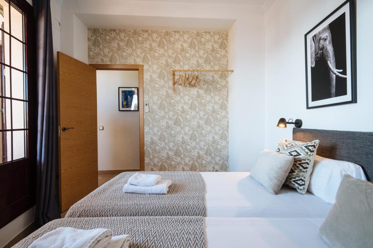 Homeyseville-amazing Penthouse Giralda Views 8 Pax, Parking Optional Apartamento Sevilha