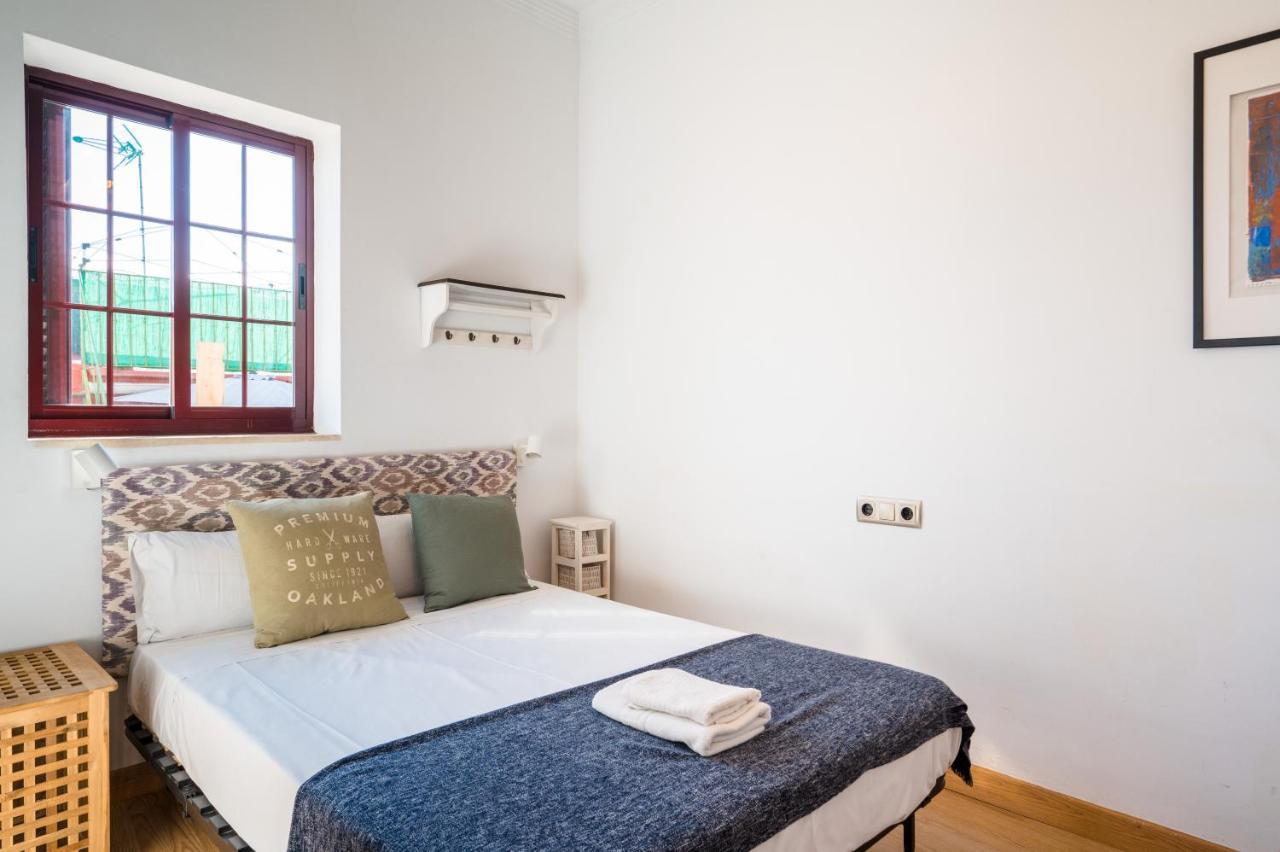 Apartamento Homeyseville-amazing Penthouse Giralda Views 8 Pax, Parking Optional Sevilha