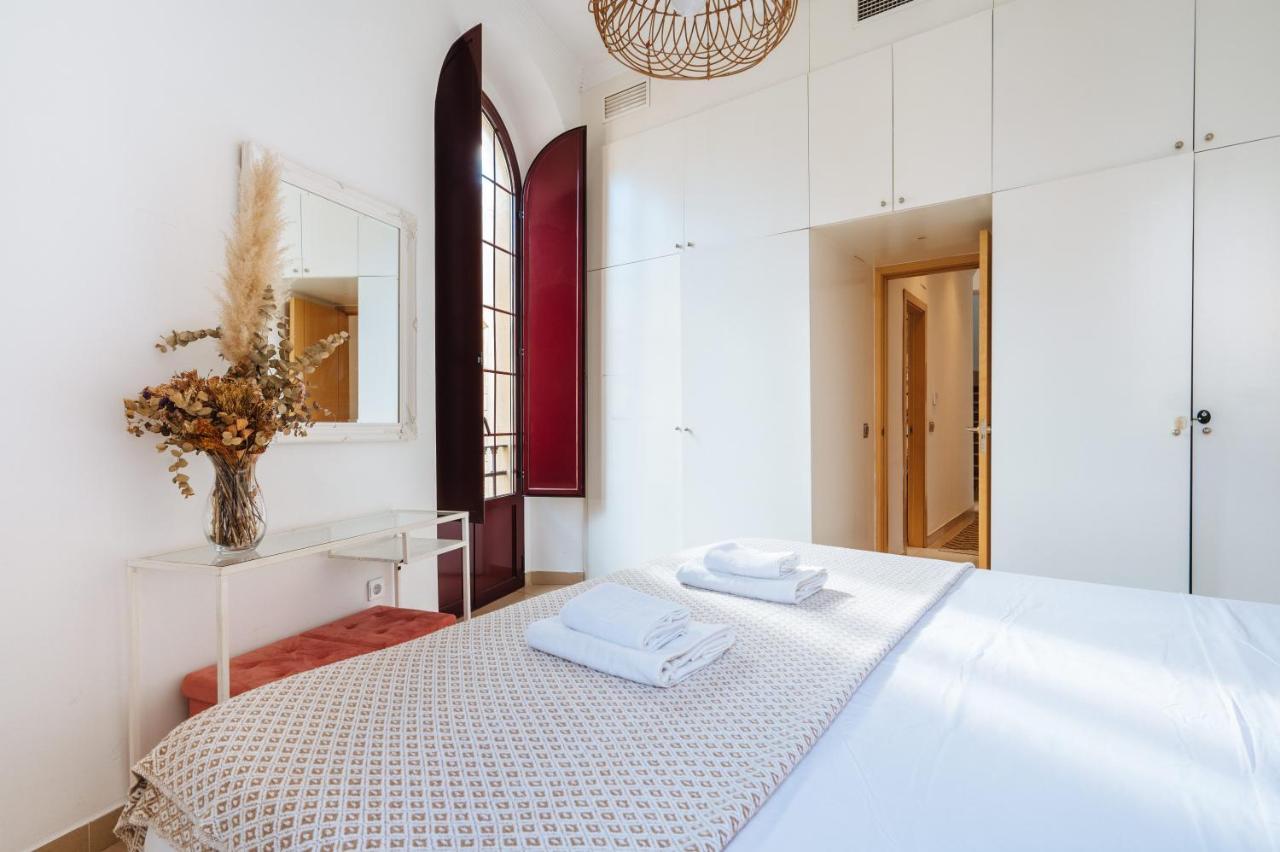 Homeyseville-amazing Penthouse Giralda Views 8 Pax, Parking Optional Sevilha